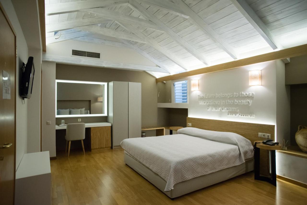 Byzantino Hotel Patras Zewnętrze zdjęcie