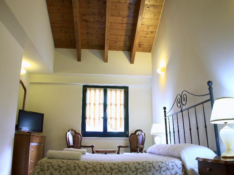 Byzantino Hotel Patras Zewnętrze zdjęcie